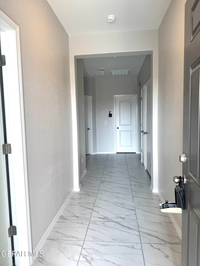 Building Photo - 15129 Resolve Dr