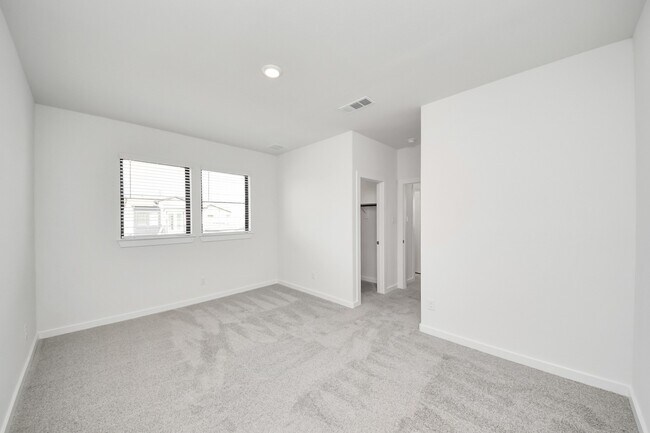 Building Photo - 3240 Loam Ln