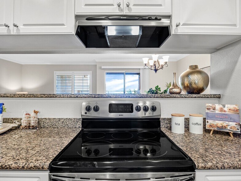 Building Photo - 805 Watson Canyon Ct