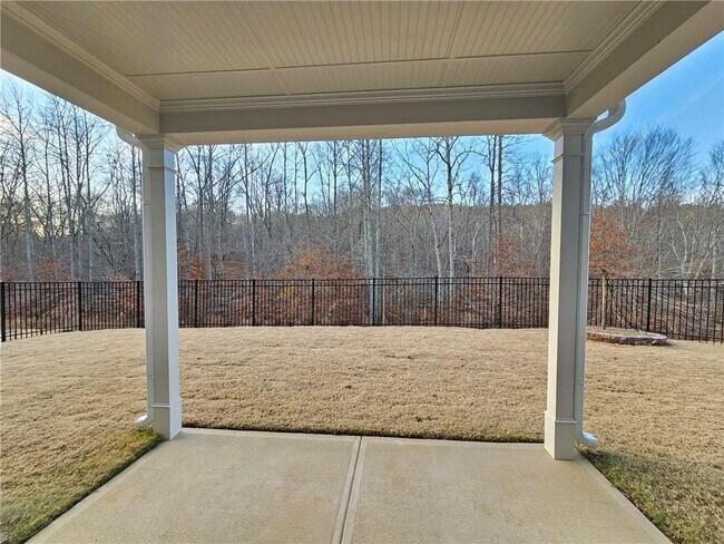 Building Photo - 5030 Sierra Creek Dr NE