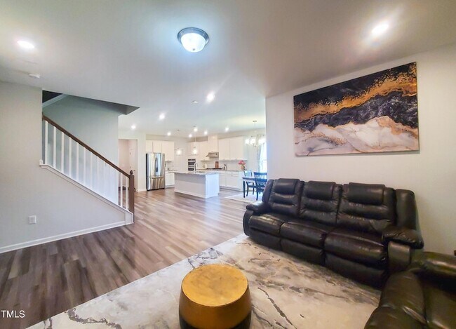 Building Photo - 3553 Lovage Dr