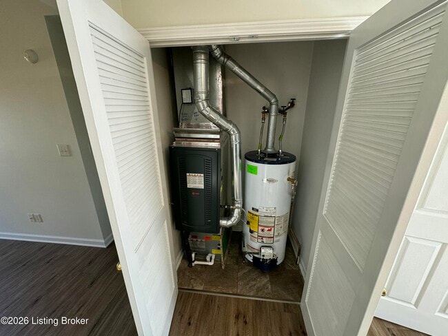 Building Photo - 183 Frederick Ct