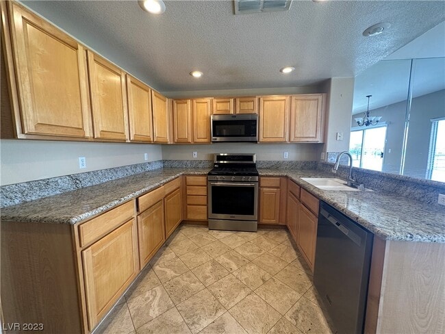 Building Photo - 10830 Amber Ridge Dr