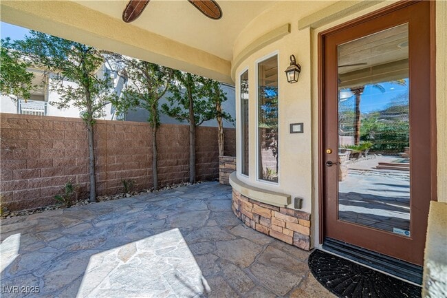 Building Photo - 1423 Foothills Village Dr