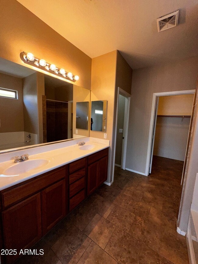 Building Photo - 36113 N Mirandesa Dr