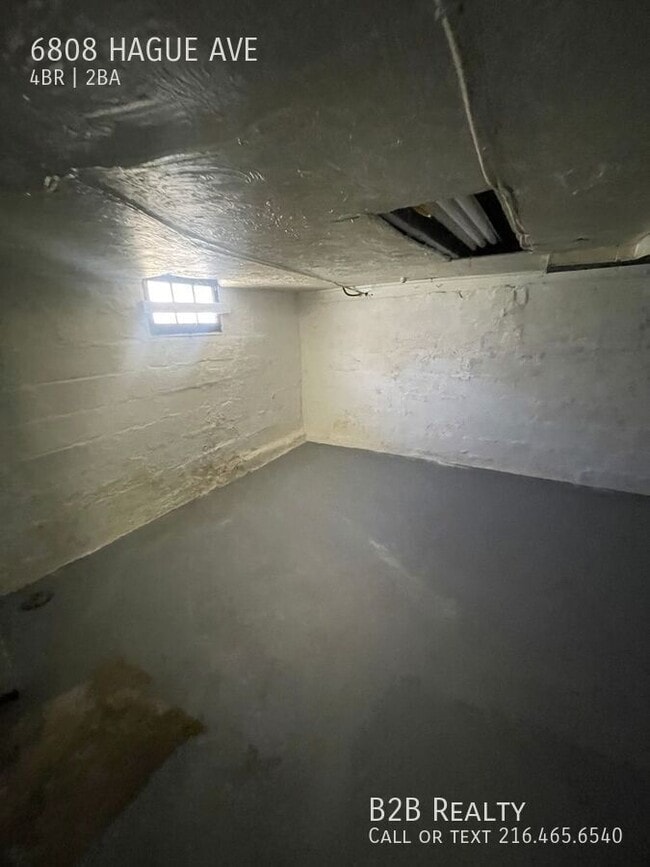 Building Photo - 6808 Hague Ave