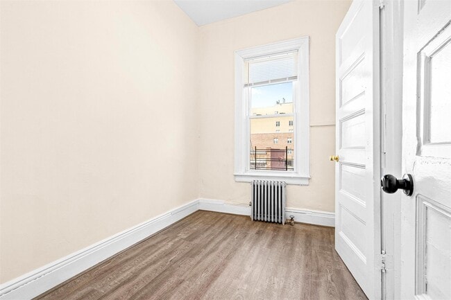 Building Photo - 2034 Newbold Ave