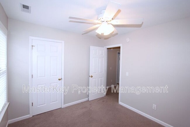 Building Photo - 309 Glaston Ct