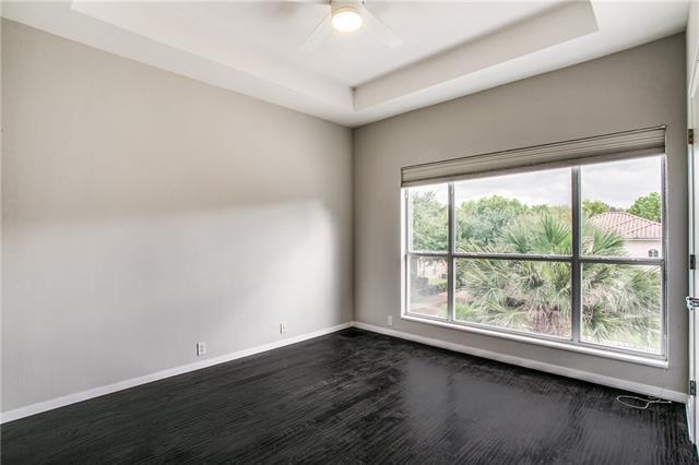 Building Photo - 6425 Shady Oaks Ln