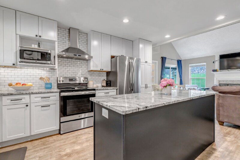 Building Photo - 573 Entrada Dr