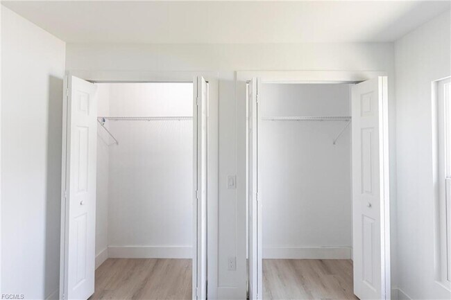 Building Photo - 2007 NW 21st St