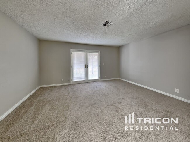 Building Photo - 5425 Addison Avenue Las Vegas NV