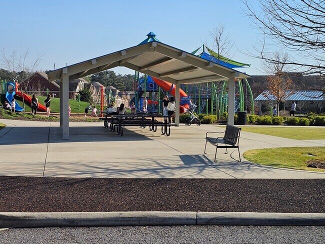 Building Photo - 10563 Naramore Ln