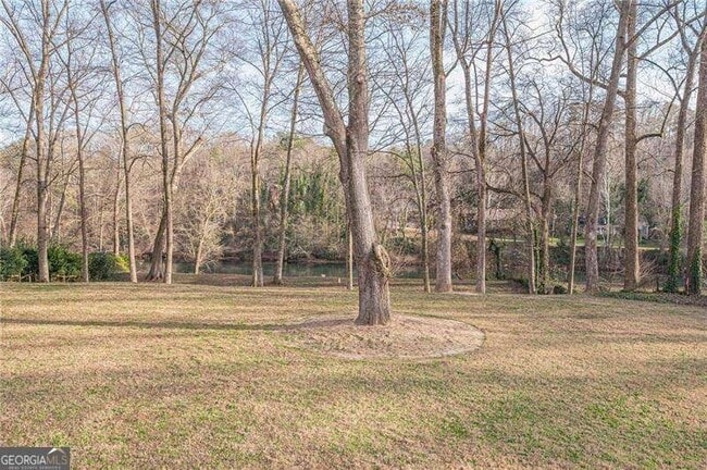 Building Photo - 4562 Columns Dr SE