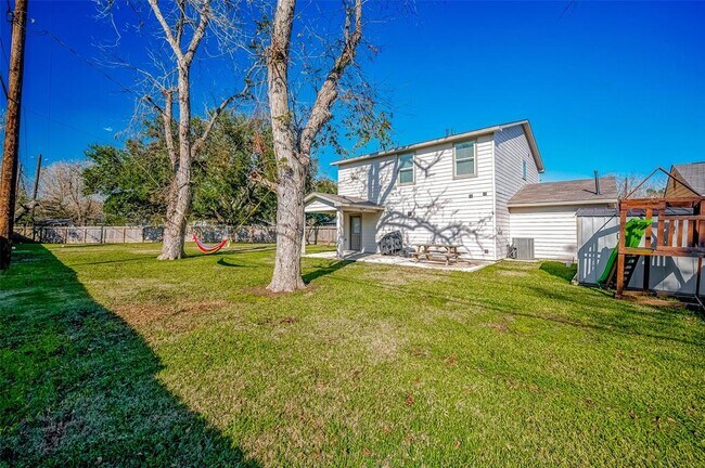 Building Photo - 115 Wilburn Dr