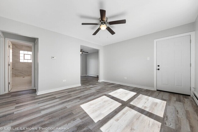 Building Photo - 7653 Roberts Rd