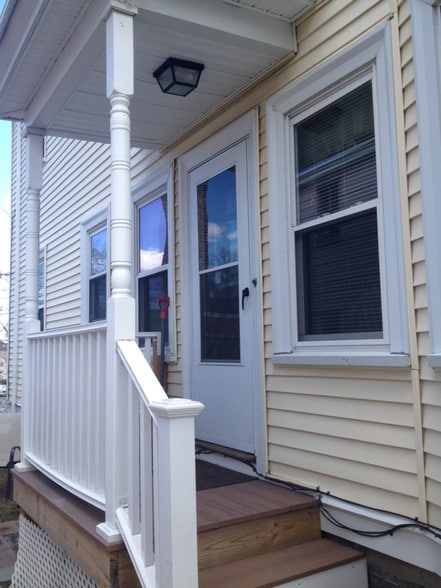 Building Photo - 36 Summer St