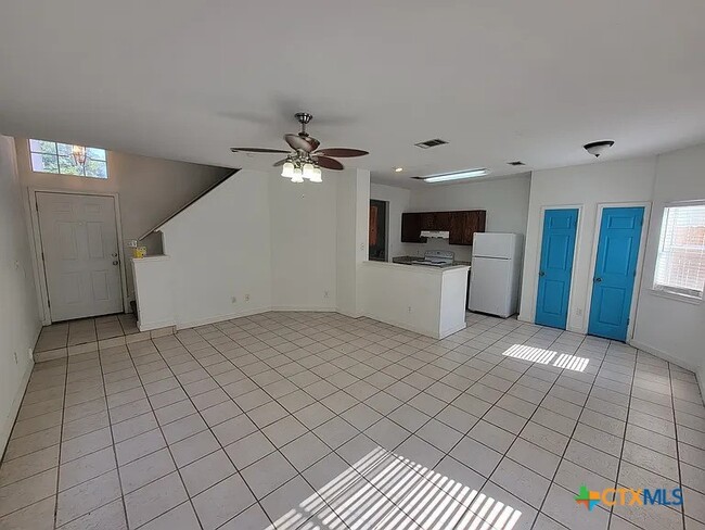 Building Photo - 814 Sagewood Trail