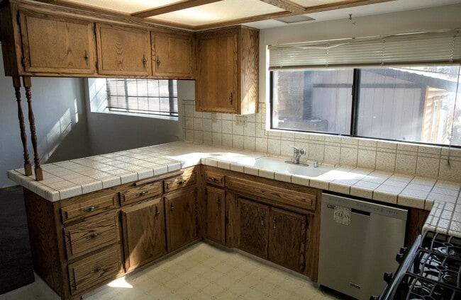 Building Photo - Spacious 3 Bedroom 2 Bathroom in Big Bear Lake