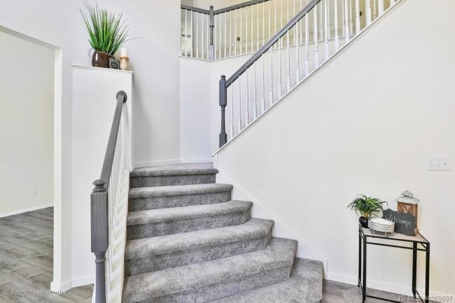 Building Photo - 413 Virginia Ave