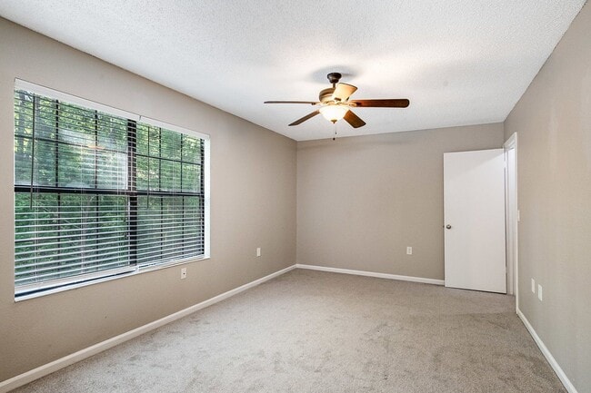 Building Photo - 7811 Falcon Rest Cir