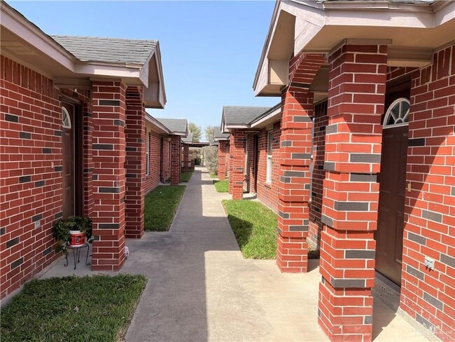 Building Photo - 3617 Zelma St