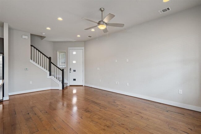 Building Photo - 9301 Cardinals Nest Ln