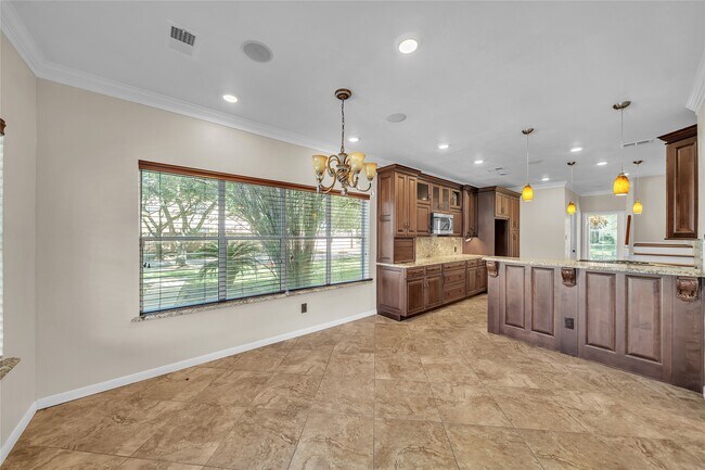 Building Photo - 1423 Meadow Lakes Dr