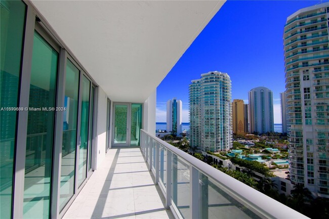 Building Photo - 300 Sunny Isles Blvd