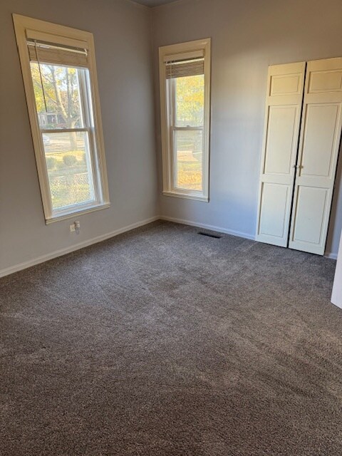 Building Photo - 482 Stella St