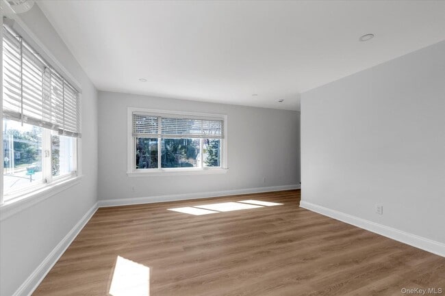 Building Photo - 71 Haven Ave