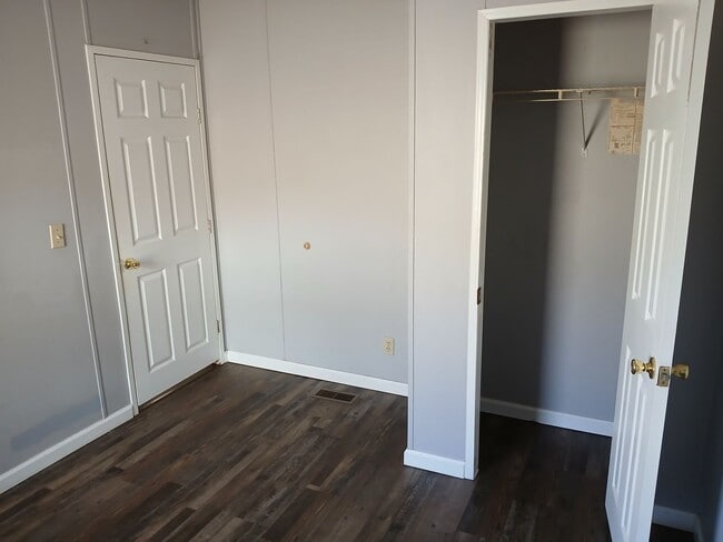 Building Photo - 251 Flat Creek Ln