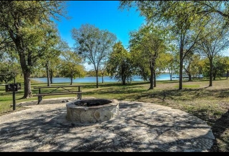 Building Photo - 6124 Amberjack Trail