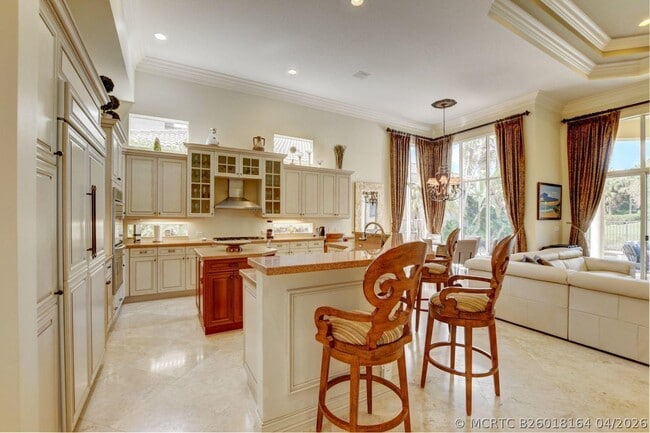 Building Photo - 17739 Lake Azure Way