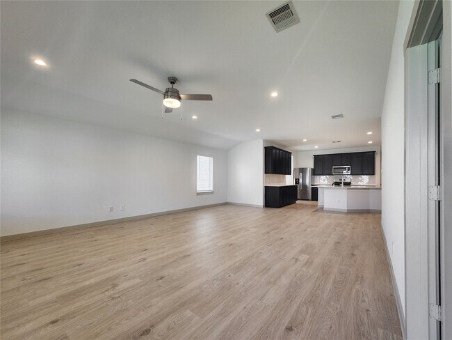 Building Photo - 30010 Ousel Falls Ln