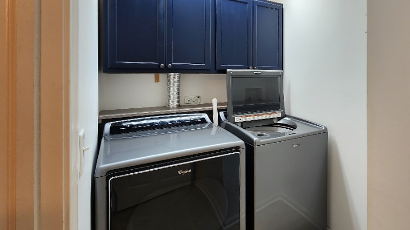 Building Photo - 609 S Jade Ln