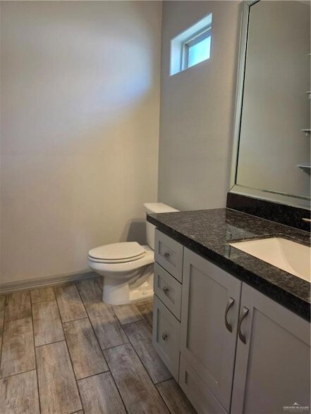 Building Photo - 5804 Nightingale Ave