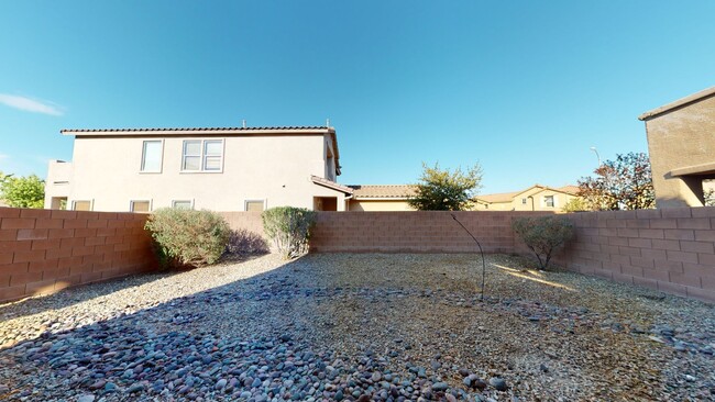 Building Photo - Beautiful 2 Story Home