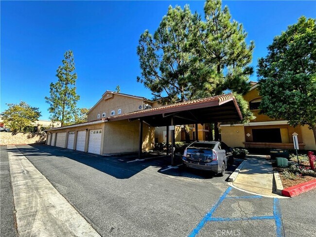 Primary Photo - 24909 Madison Ave