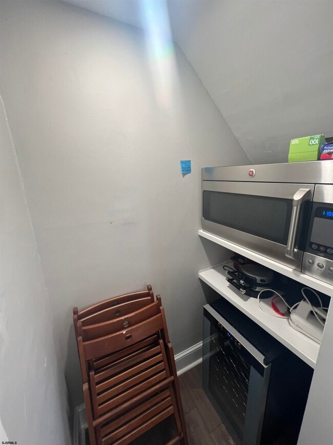 Building Photo - 29 N Hanover Ave