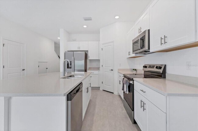 Building Photo - 3055 Novara Ln
