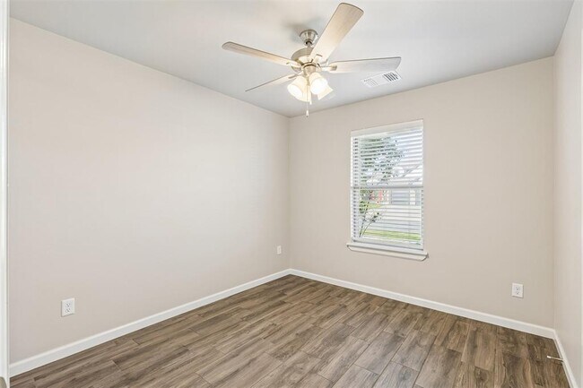 Building Photo - 12008 Brinley Reign Dr