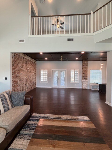 Building Photo - 2504 Red Raider Ave