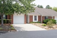 Building Photo - Updated 2BR 2.5BA Home w/ Lake Access • New Countertops • Patio in Farragut
