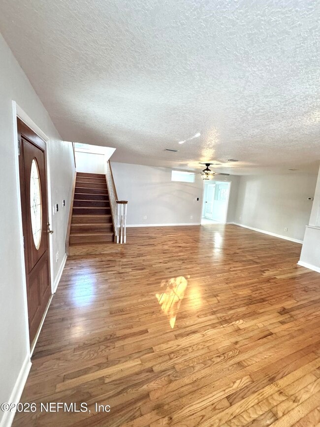 Building Photo - 385 Fifth St