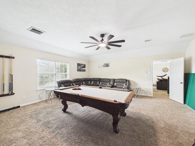 Building Photo - 9426 Russeff Field Ln