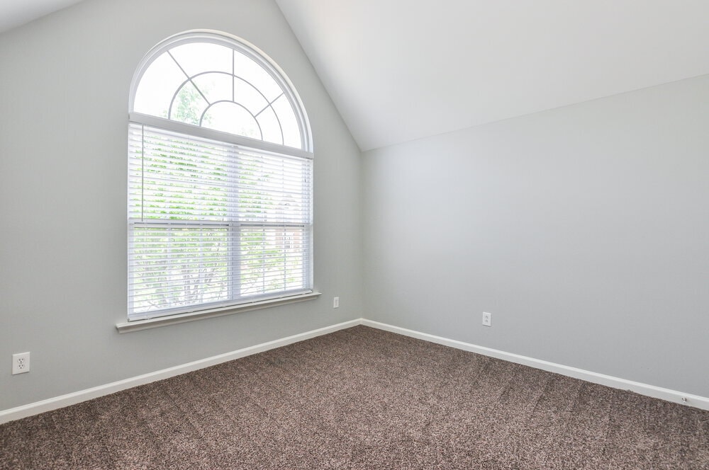 Building Photo - 401 Pyracantha Dr
