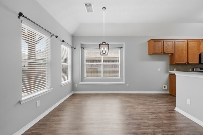 Building Photo - 2313 Perkins Crossing Dr