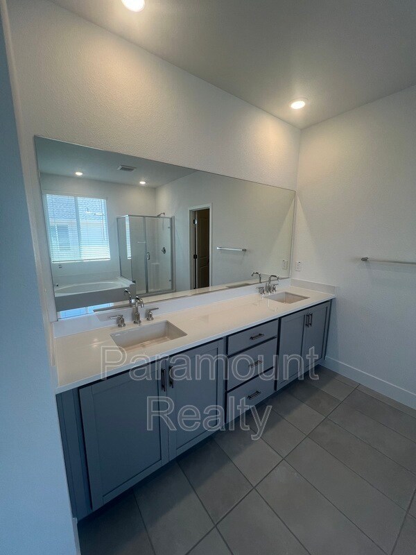 Building Photo - 3310 Tibidabo St
