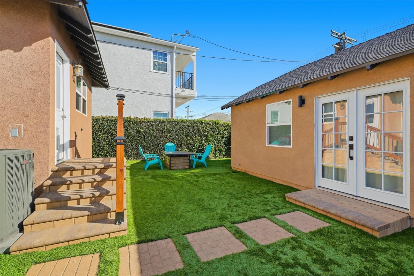 Building Photo - 4312 W 59th St